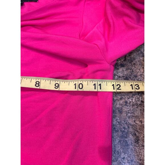 Ser.O.Ya x REVOLVE Artemis Top in Hot Pink XS - Picture 6 of 8